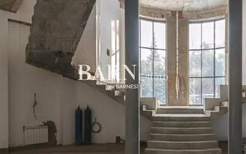 4-этажный коттедж 950 м² без отделки