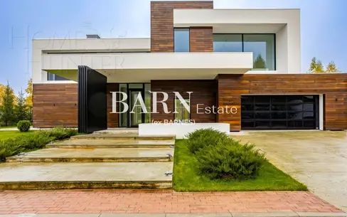 2-этажный коттедж 650 м² без отделки