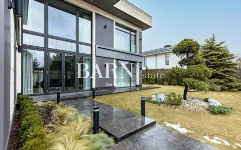 2-этажный коттедж 1 145 м² с отделкой