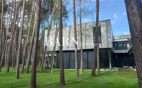 2-этажный коттедж 1 050 м² без отделки