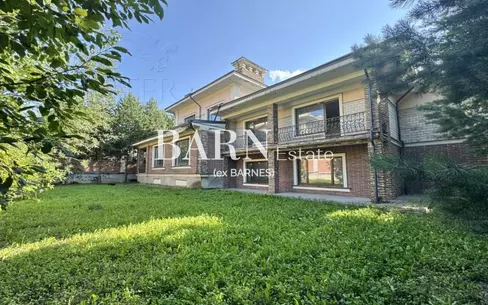 2-этажный коттедж 864.9 м² без отделки