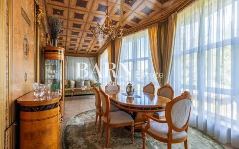 4-этажный коттедж 750 м² с отделкой