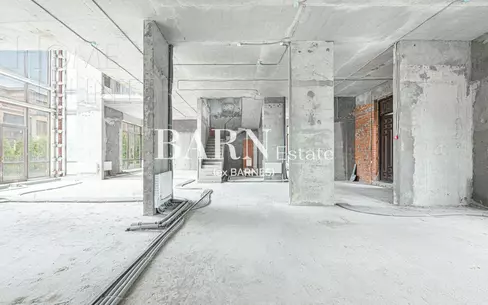 3-УРОВНЕВЫЙ ОСОБНЯК БЕЗ ОТДЕЛКИ 840 М² НА 1 ЭТАЖЕ