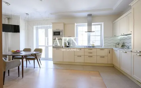2-этажный коттедж 230 м² с отделкой