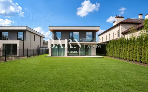 2-этажный коттедж 349.7 м² с отделкой