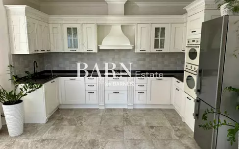 2-этажный коттедж 400 м² с отделкой