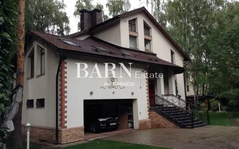 2-этажный коттедж 400 м² с отделкой