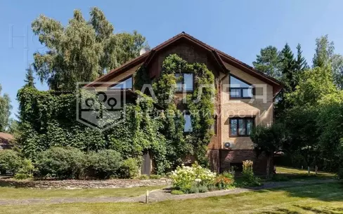 2-этажный коттедж 474 м² с отделкой