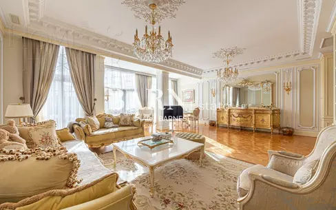 4-КОМН. КВАРТИРА С ОТДЕЛКОЙ 190 М² НА 3 ЭТАЖЕ