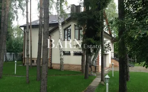 2-этажный коттедж 400 м² с отделкой