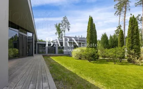 1-этажный коттедж 700 м² с отделкой
