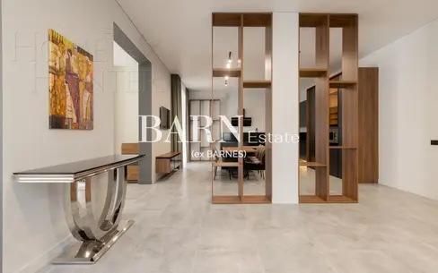2-этажный коттедж 1 300 м² с отделкой