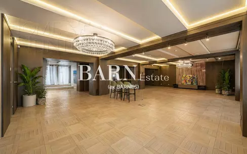 2-УРОВНЕВЫЙ ТАУНХАУС С ОТДЕЛКОЙ 360 М² НА 1 ЭТАЖЕ