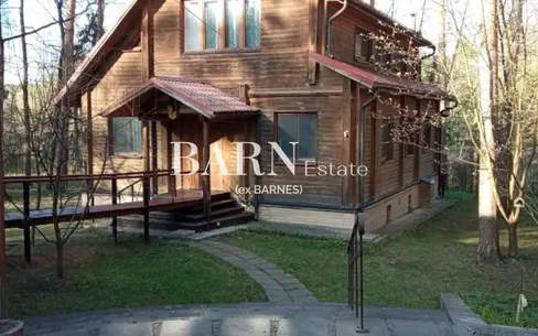 2-этажный коттедж 370 м² с отделкой