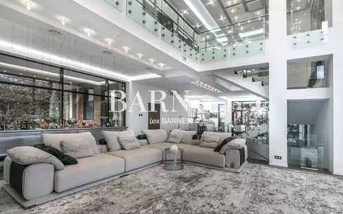 2-этажный коттедж 1 200 м² с отделкой
