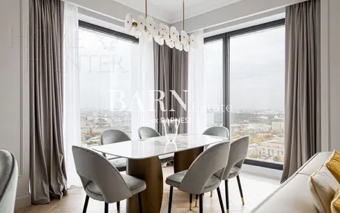 4-КОМН. КВАРТИРА С ОТДЕЛКОЙ 135 М² НА 35 ЭТАЖЕ