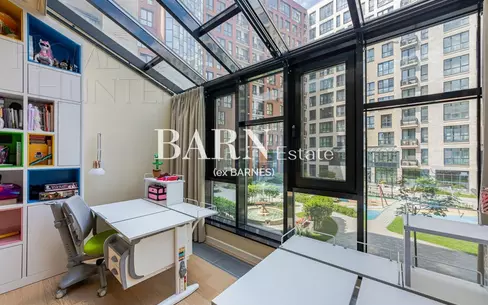3-КОМН. КВАРТИРА С ОТДЕЛКОЙ 160 М² НА 2 ЭТАЖЕ