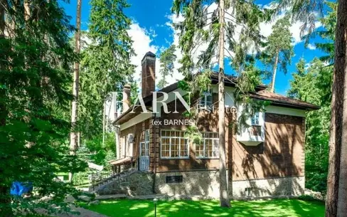 2-этажный коттедж 550 м² с отделкой