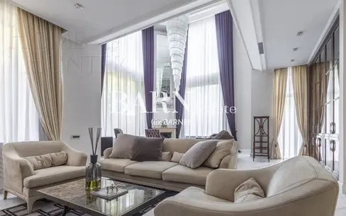 2-этажный коттедж 1 200 м² с отделкой