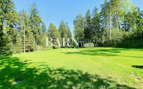 3-этажный коттедж 650 м² с отделкой
