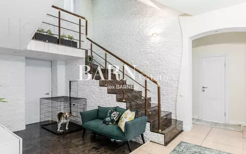 3-этажный коттедж 400 м² с отделкой