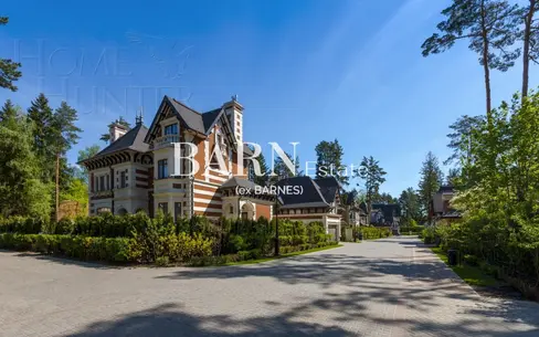 3-этажный коттедж 495 м² с отделкой