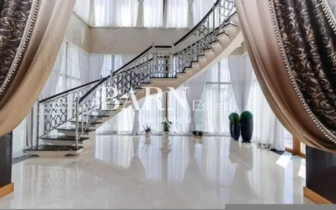 2-этажный коттедж 1 350 м² с отделкой