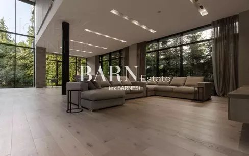 2-этажный коттедж 1 040 м² с отделкой