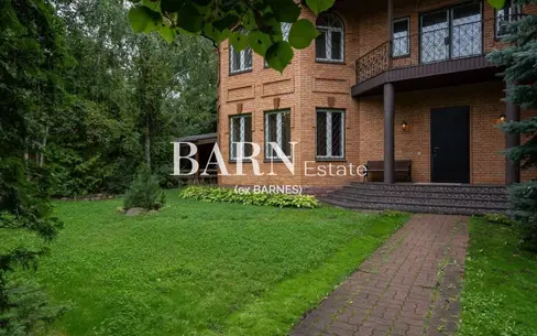 2-этажный коттедж 370 м² с отделкой