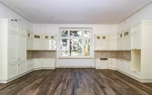 2-этажный коттедж 445.4 м² с отделкой