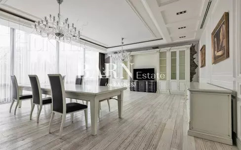 3-этажный таунхаус 430 м² с отделкой