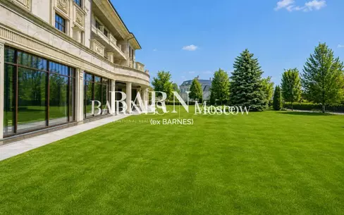 2-этажный коттедж 3 600 м² без отделки