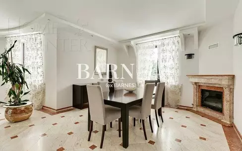 2-этажный коттедж 800 м² с отделкой