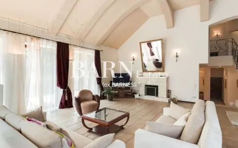 2-этажный коттедж 650 м² с отделкой