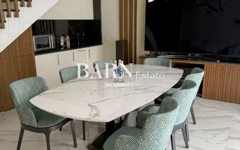 3-этажный коттедж 725 м² с отделкой