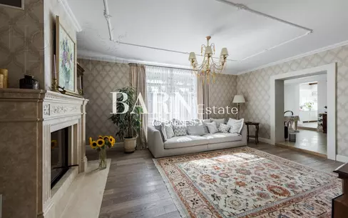 3-этажный коттедж 550 м² с отделкой