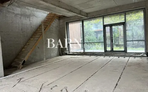 3-этажный таунхаус 238 м² без отделки