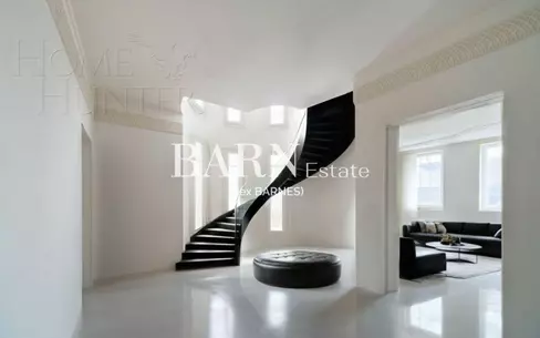 2-этажный коттедж 630 м² с отделкой