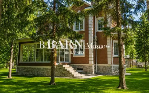 2-этажный коттедж 450 м² с отделкой