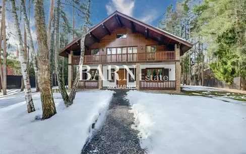 2-этажный коттедж 640 м² без отделки