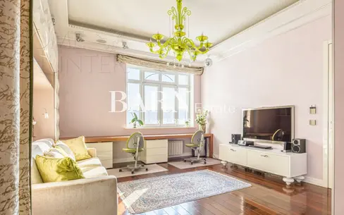 4-КОМН. КВАРТИРА С ОТДЕЛКОЙ 234 М² НА 4 ЭТАЖЕ