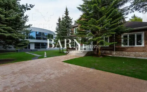 2-этажный коттедж 580 м² с отделкой