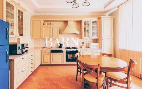 2-этажный коттедж 550 м² с отделкой