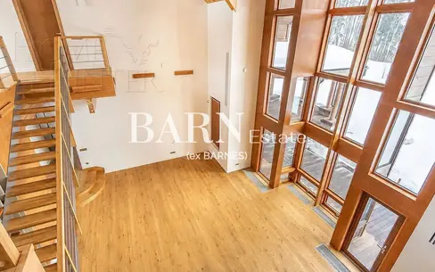 3-этажный коттедж 600 м² с отделкой