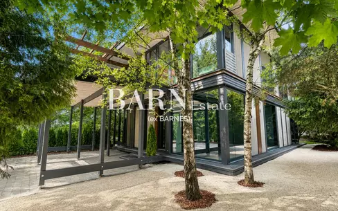 2-этажный коттедж 520 м² с отделкой