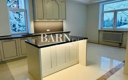 2-этажный коттедж 400 м² с отделкой