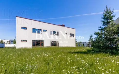 3-этажный коттедж 1 167 м² без отделки