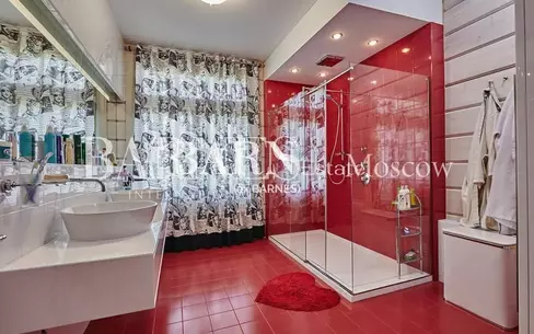 2-этажный коттедж 650 м² с отделкой