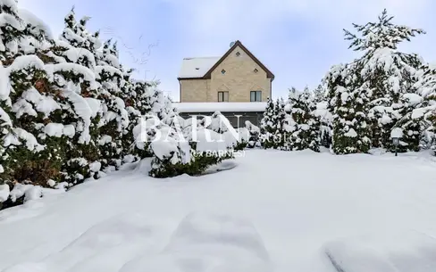 4-этажный коттедж 460 м² с отделкой