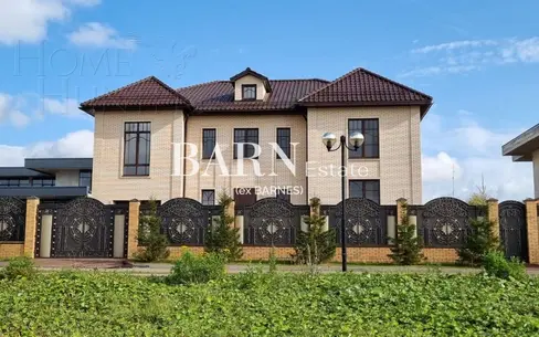 3-этажный коттедж 630 м² с отделкой